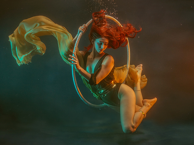 A session of rain & underwater model photography at Tank Space with various model themes